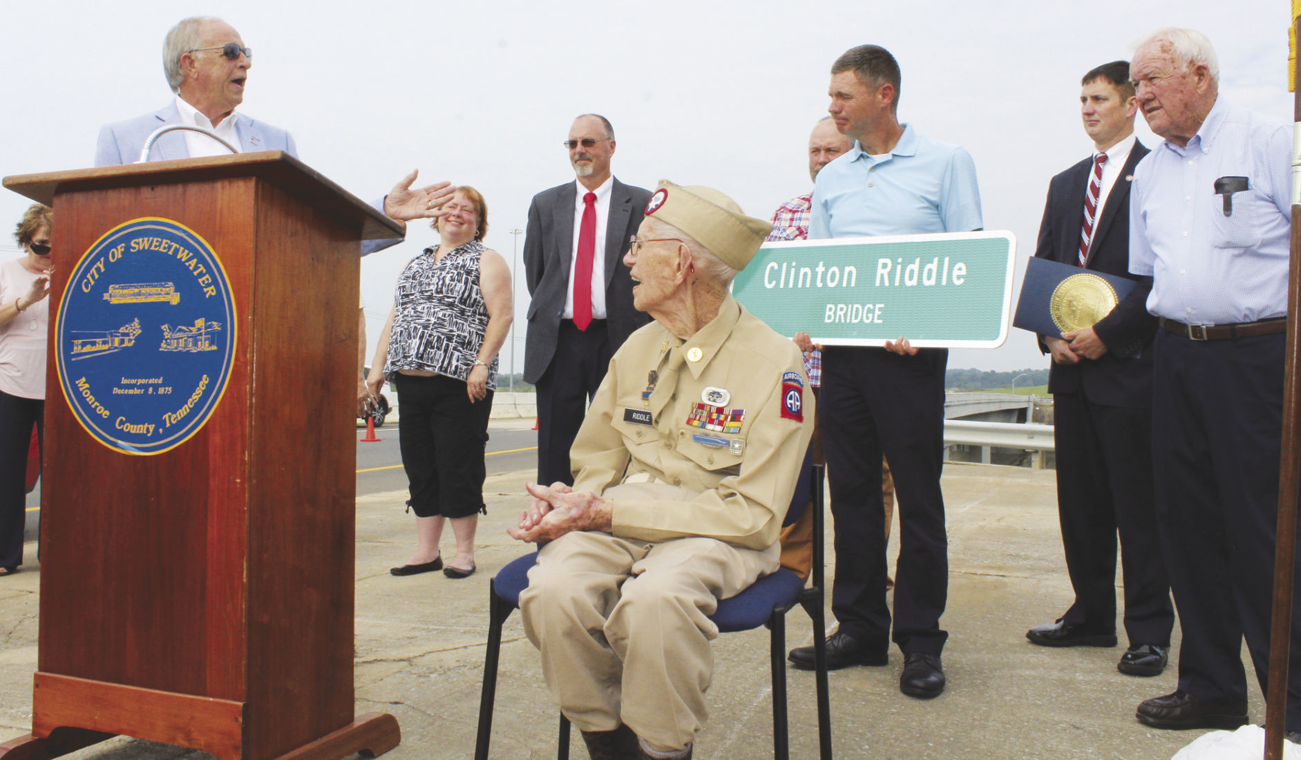 Clinton Riddle Bridge dedicated in Sweetwater